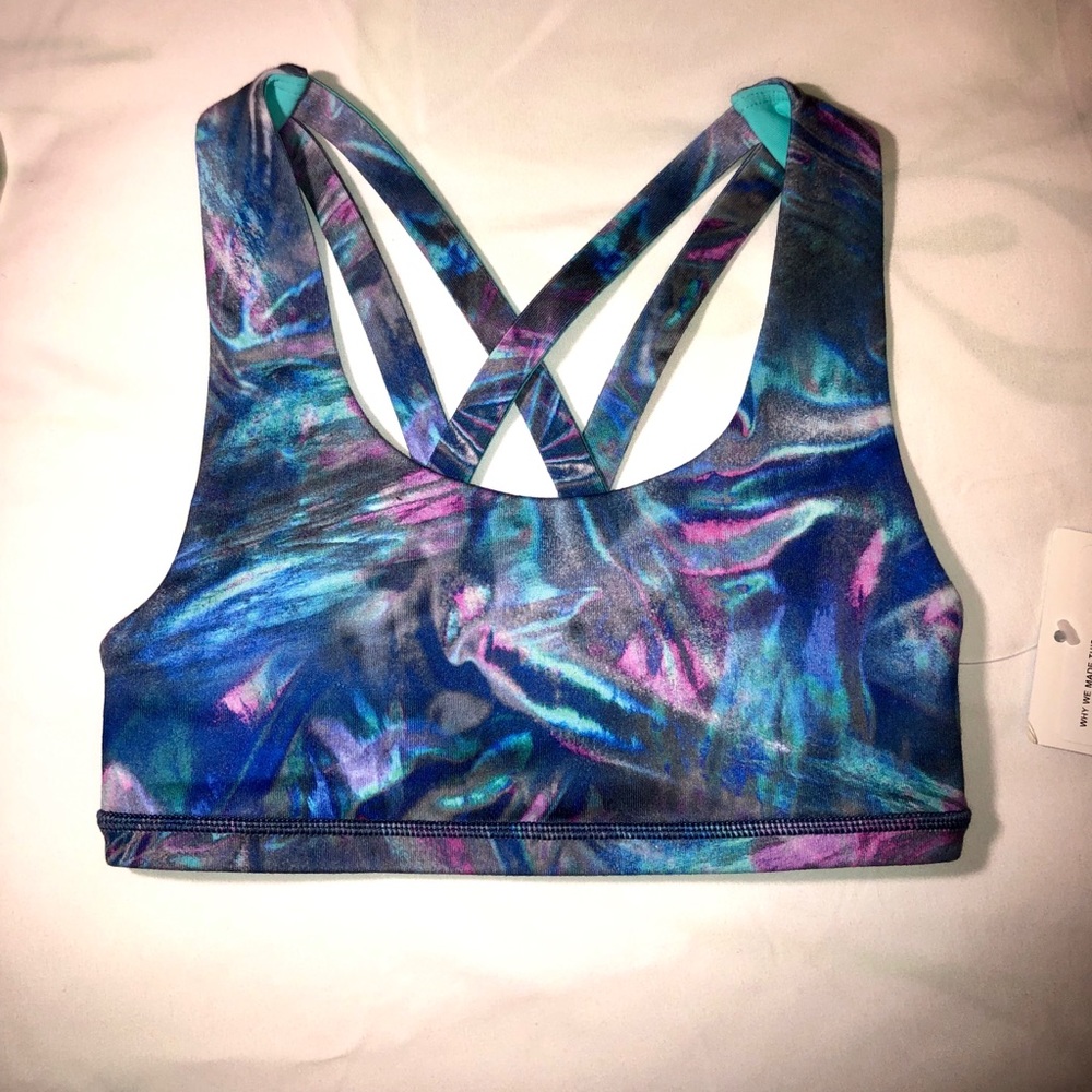 Lululemon sports bra